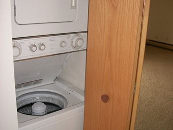 Stackable washer/dryer